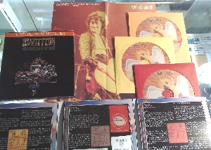 Led Zeppelin The Song Remains The Same Tarantura Label