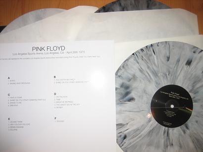 Pink Floyd Los Angeles Sports Arena, Los Angeles, CA - April 26th. 1975The 3 Lp box set Aurora Australis©­ Label